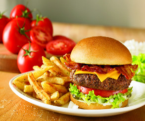 Dia do Hambúrguer: deliciosas opções muito além do tripé ‘pão, carne e queijo’