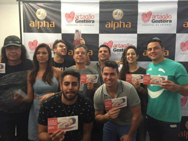 Rede Alpha Fitness faz entrega de doação de R$ 60 mil reais ao Hospital Martagão Gesteira