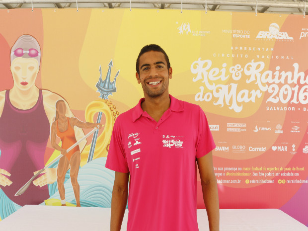 Maratona aquática – Atletas de elite fazem treino oficial do Rei e Rainha do Mar em Salvador
