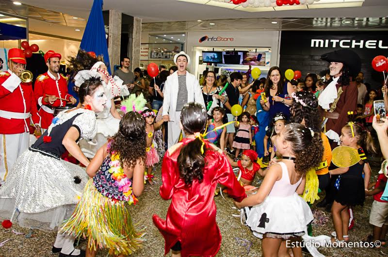 Bailinho de Carnaval agita as tardes de sábado  no Shopping Itaigara